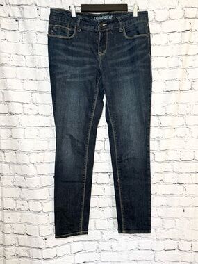 Women’s Dark Wash Blue Jeans. Size 10A